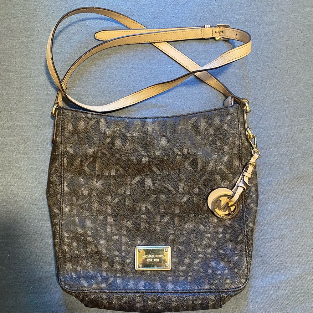 Michael kors purse